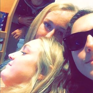 Meet your Posher, Reina